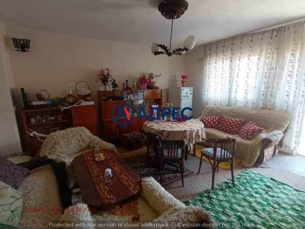 Продава 4-стаен, гр. благоевград, идеален център