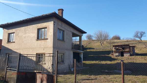 Продава къща, с. черна гора, област перник