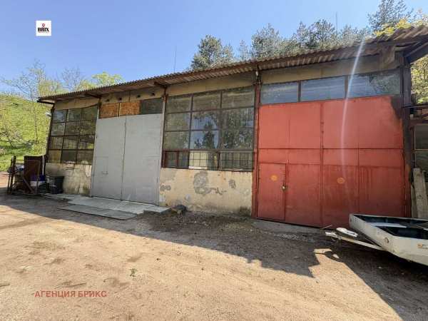 Продава склад, гр. русе, средна кула