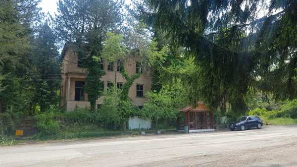 Продава къща, гр. берковица, област монтана