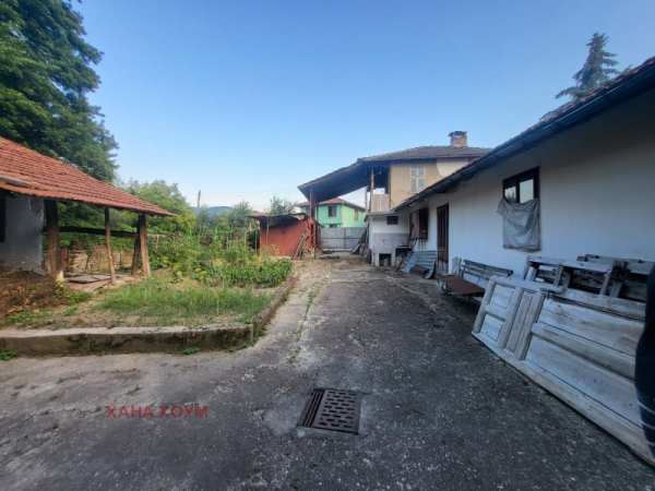 Продава къща, с. орешак, област ловеч