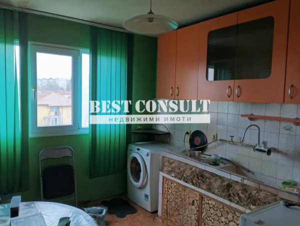 Дава под наем 2-стаен, гр. русе, родина 2