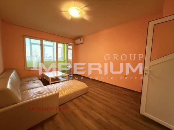 Дава под наем  многостаен град Варна, Гранд Мол
      120 кв.м