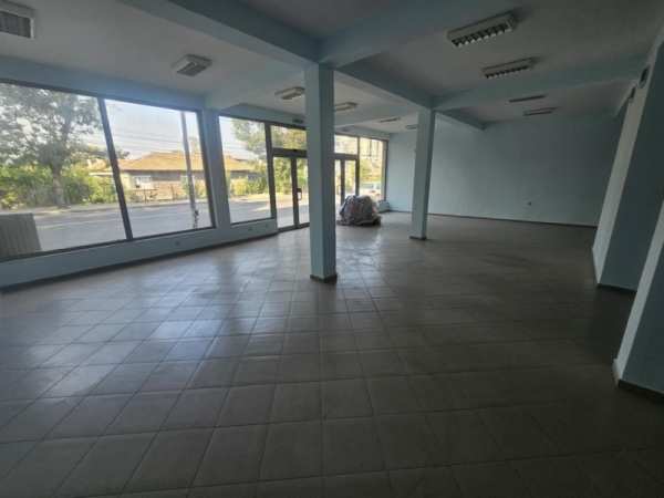 Дава под наем  магазин град Кърджали, Веселчане
      110 кв.м