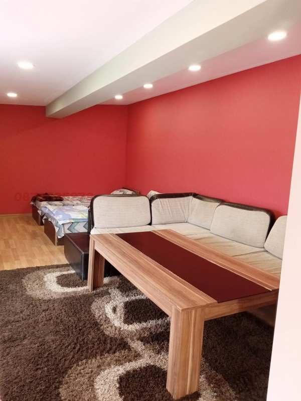 Дава под наем къща, гр. елин пелин, област софия област