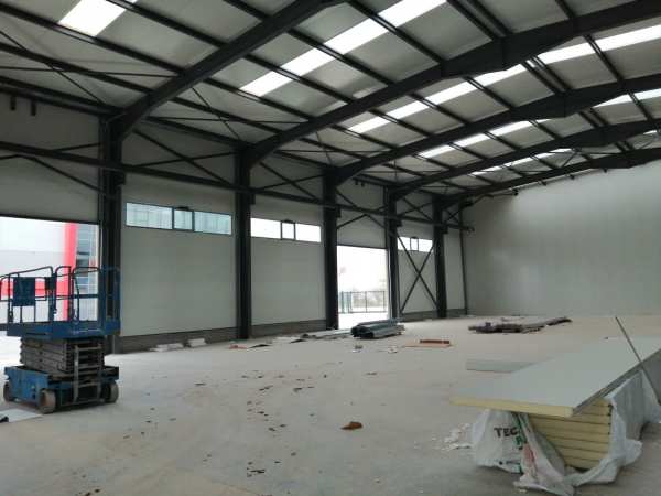 Дава под наем пром. помещение, гр. пловдив, индустриална зона - юг