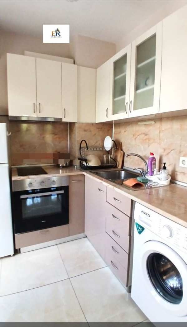 Дава под наем 3-стаен, гр. плевен, идеален център