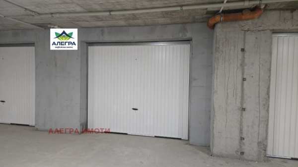 Дава под наем гараж, паркомясто, гр. пазарджик, устрем