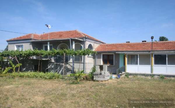 Дава под наем къща, с. скутаре, област пловдив