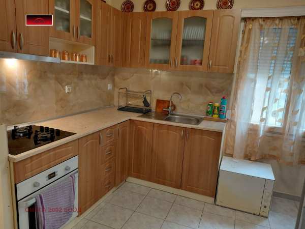 Дава под наем 2-стаен, гр. русе, дружба 1