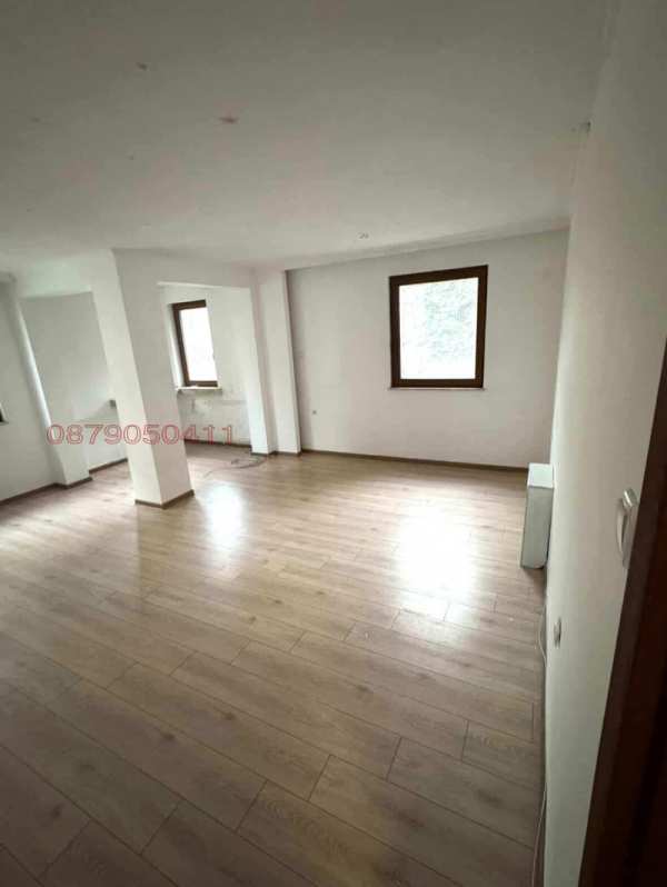 Дава под наем  многостаен град София, Младост 4
      150 кв.м