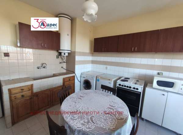 Дава под наем 1-стаен, гр. пазарджик, център