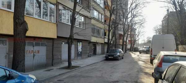 Дава под наем гараж, паркомясто, гр. русе, широк център