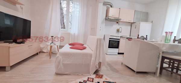 Дава под наем къща, гр. перник, център