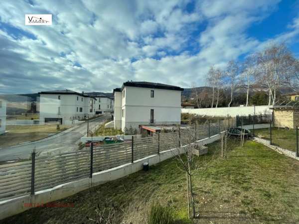 Дава под наем къща, гр. софия, симеоново