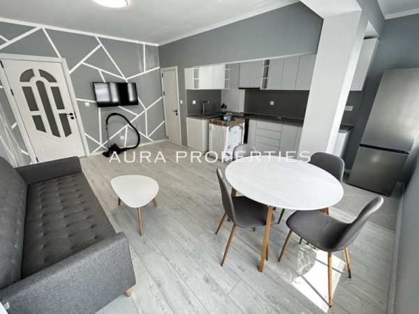 Дава под наем 2-стаен, гр. разград, център