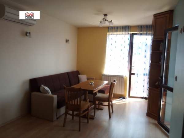 Дава под наем 2-стаен, гр. плевен, идеален център