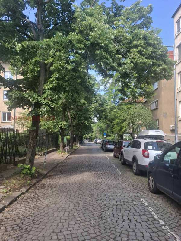 Дава под наем мезонет, гр. софия, лозенец