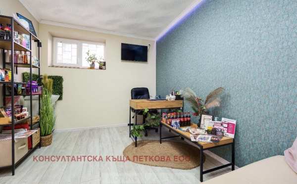 Дава под наем офис, гр. ловеч, широк център