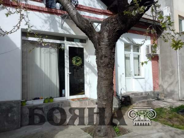 Дава под наем офис, гр. русе, център