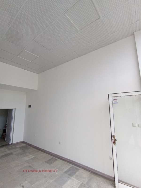 Дава под наем офис, гр. русе, център