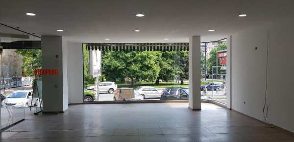 Дава под наем магазин, гр. пазарджик, идеален център