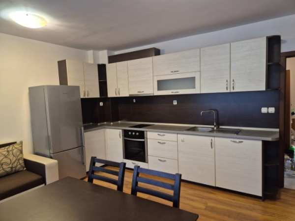 Дава под наем 2-стаен, гр. варна, цветен квартал