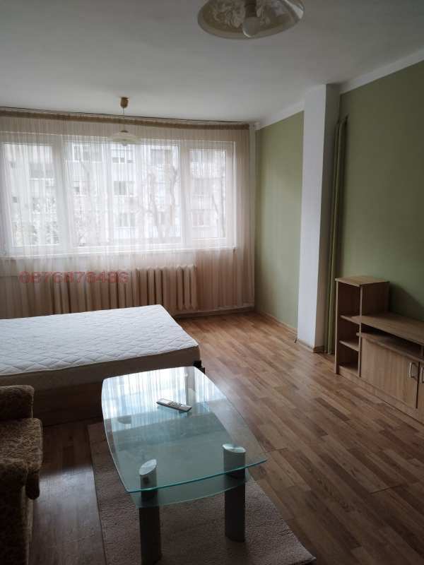 Дава под наем 1-стаен, гр. варна, младост 1