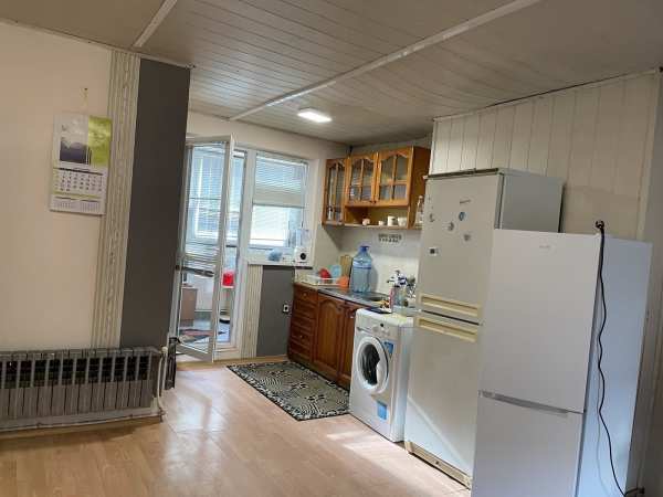 Дава под наем 2-стаен, гр. плевен, широк център