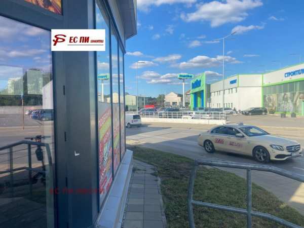 Дава под наем магазин, гр. русе, център