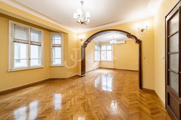 Дава под наем  многостаен град София, Център
      191 кв.м