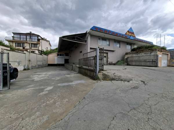 Дава под наем склад, гр. варна, м-т акчелар