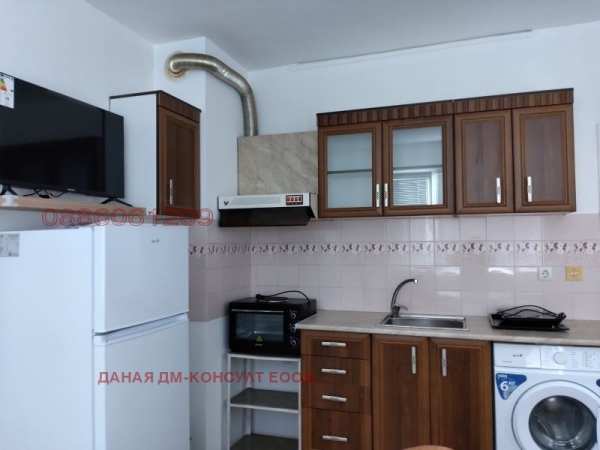 Дава под наем 2-стаен, гр. шумен, болницата