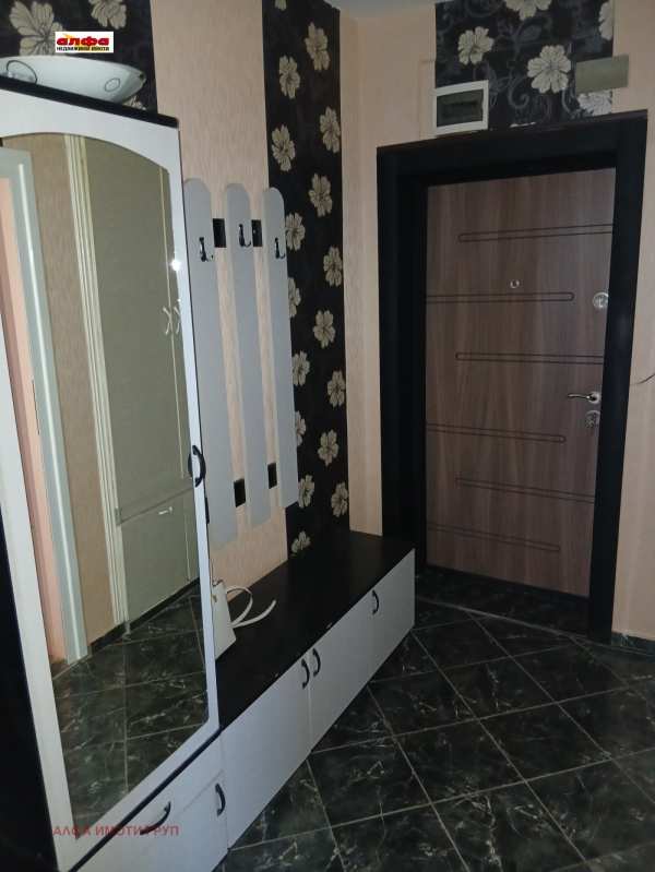 Дава под наем 3-стаен, гр. добрич, добротица - варненска