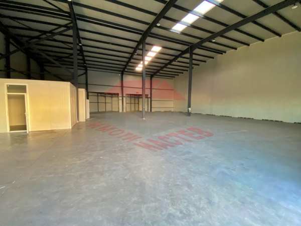 Дава под наем склад, гр. шумен, промишлена зона