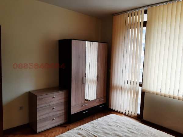 Дава под наем 3-стаен, гр. враца, център