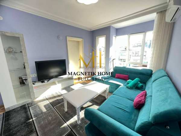 Дава под наем  многостаен град Бургас, Център
      110 кв.м