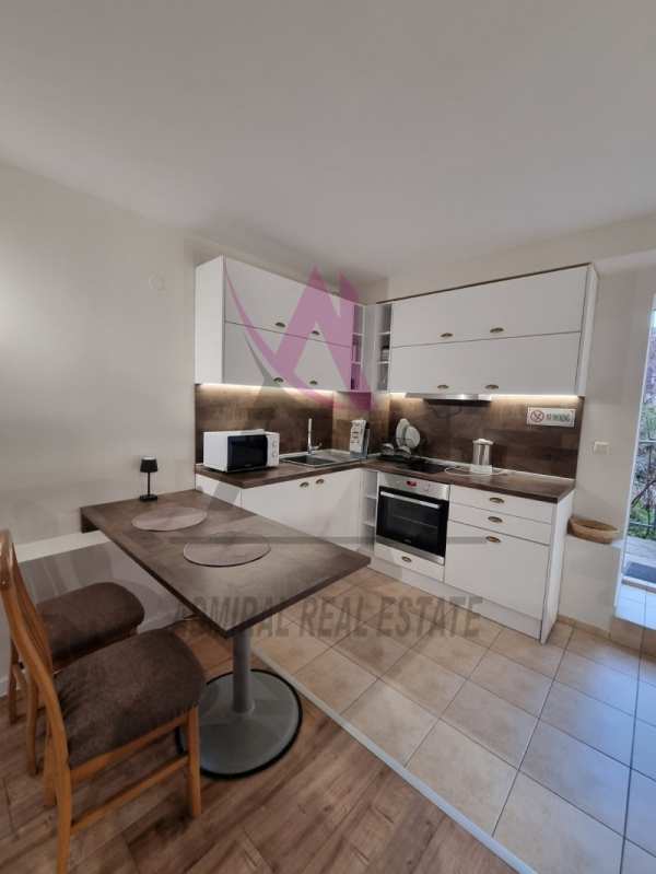 Дава под наем мезонет, гр. варна, гръцка махала