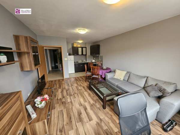 Дава под наем 2-стаен, гр. софия, младост 4