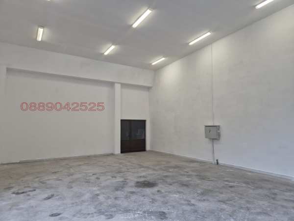 Дава под наем  пром. помещение с. Церово, област София
      110 кв.м