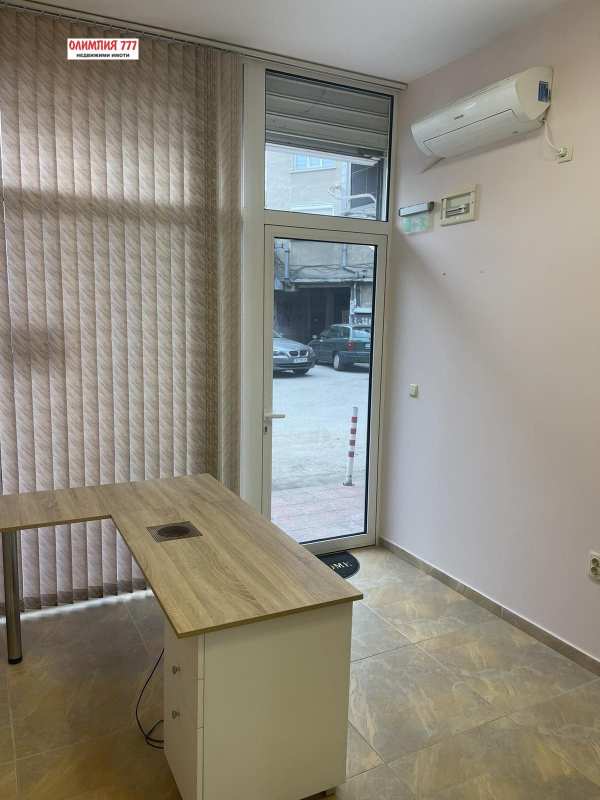 Дава под наем офис, гр. плевен, идеален център