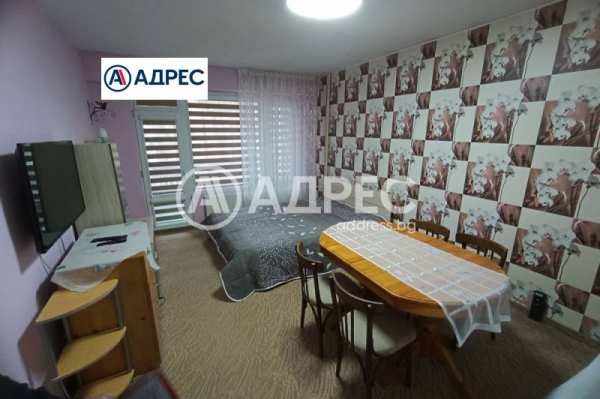 Дава под наем 2-стаен, гр. разград, център