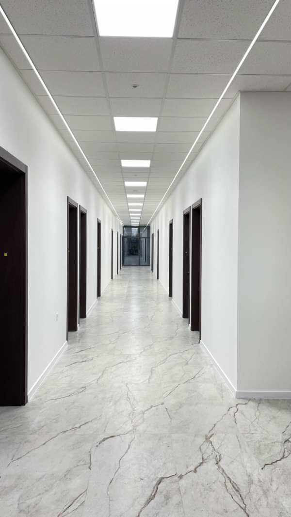 Дава под наем офис, гр. добрич, център