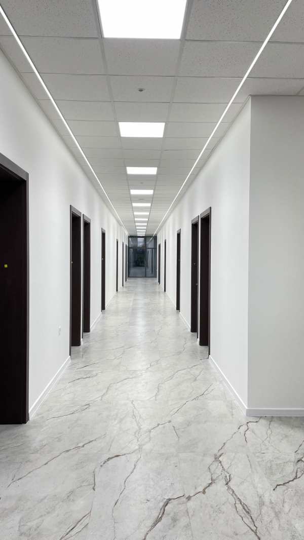 Дава под наем офис, гр. добрич, център