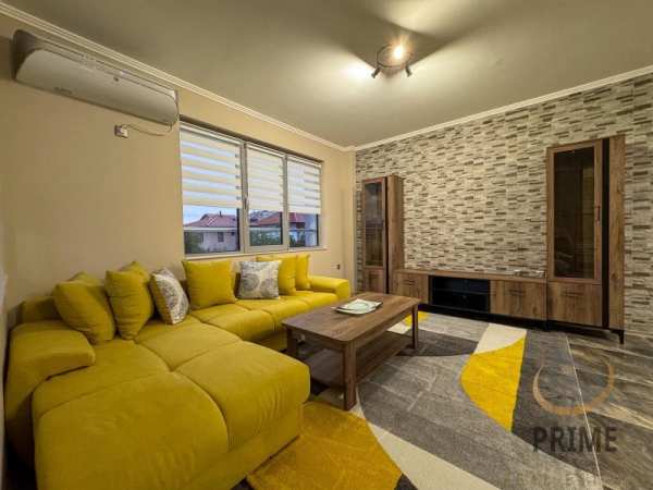 Дава под наем  многостаен град Бургас, Сарафово
      215 кв.м