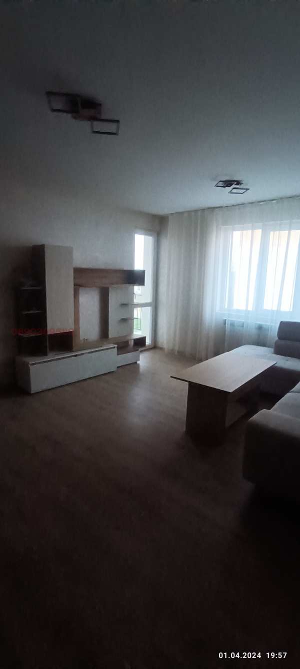 Дава под наем 3-стаен, гр. божурище, област софия област