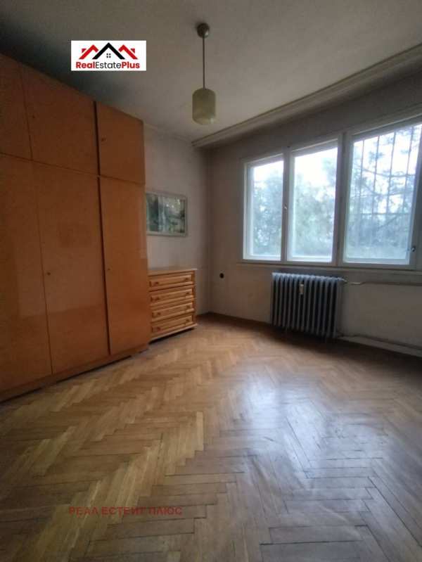 Продава многостаен, гр. плевен, идеален център