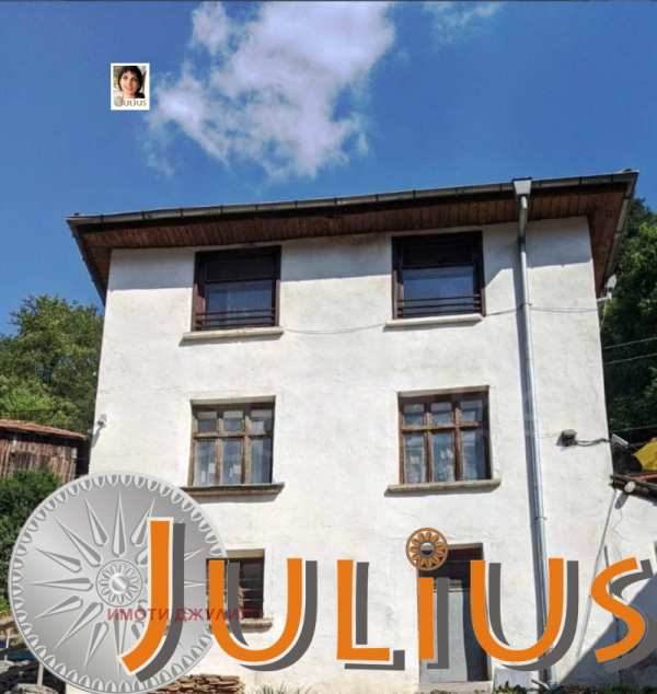 Продава  етаж от къща с. Широка лъка, област Смолян
      77 кв.м