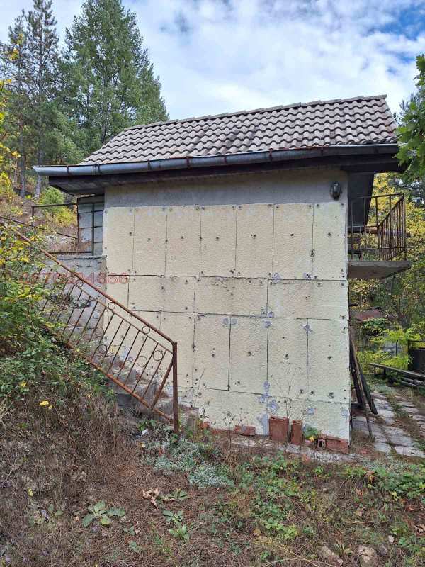 Продава къща, с. луково, област софия област