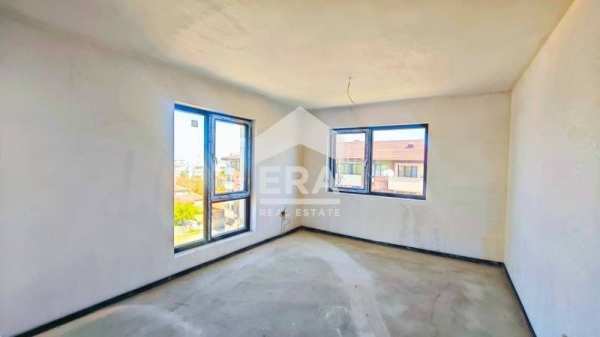 Продава 3-стаен, гр. търговище, боровец